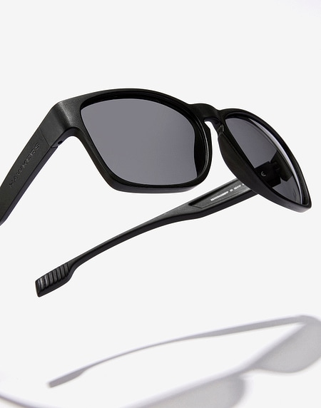 Gafas de sol Hawkers CORE RAW - BLACK DARK