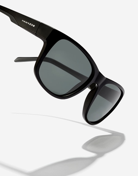 Gafas de sol Hawkers OWENS - POLARIZED BLACK DARK
