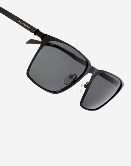 Gafas de sol Hawkers TRACK FLEX - POLARIZED BLACK DARK