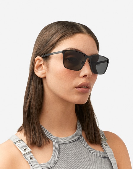 Gafas de sol Hawkers TRACK FLEX - POLARIZED BLACK DARK