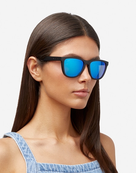 Gafas de sol Hawkers ONE RAW - POLARIZED BLACK CLEAR BLUE