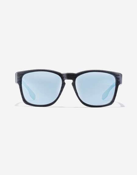 Gafas de sol Hawkers CORE RAW CARBON FIBER - POLARIZED BLACK BLUE CHROME