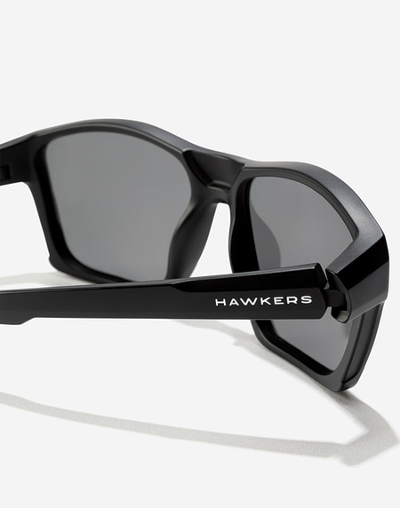 Gafas de sol Hawkers SHARK - POLARIZED BLACK DARK