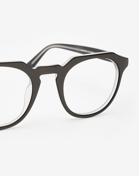 Blue Light Hawkers Grey Air Chardon