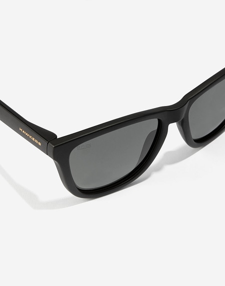Gafas de sol Hawkers ONE - POLARIZED BLACK DARK