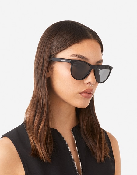 Gafas de sol Hawkers TRAIL - POLARIZED BLACK DARK