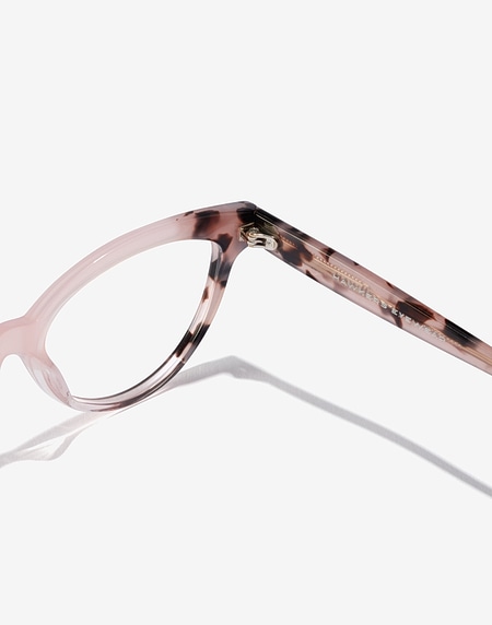 Blue Light Hawkers Pink Leo Chablis