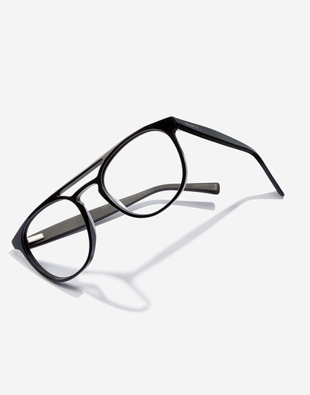 Blue Light Hawkers Black Jerkum