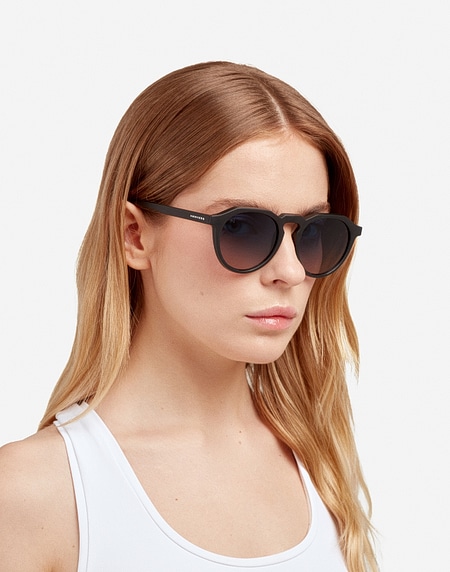 Gafas de sol Hawkers WARWICK RAW - BLACK BLUE TO PEACH