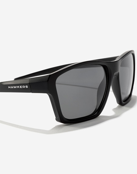 Gafas de sol Hawkers SHARK - POLARIZED BLACK DARK