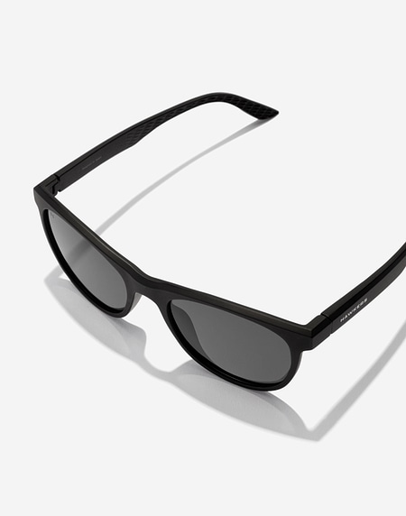 Gafas de sol Hawkers TRAIL - POLARIZED BLACK DARK