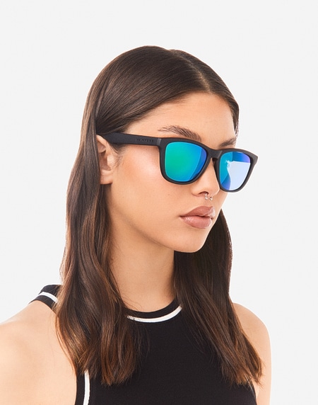 Gafas de sol Hawkers POLARIZED CARBON BLACK - EMERALD ONE