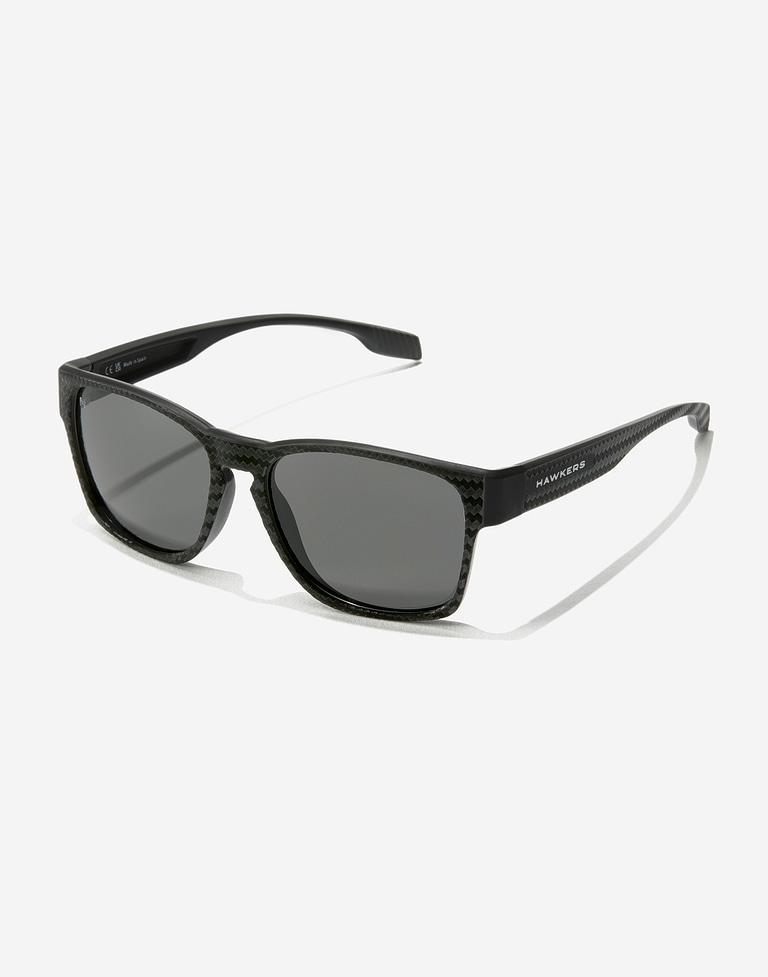 Gafas de sol Hawkers CORE RAW CARBON FIBER - POLARIZED BLACK DARK