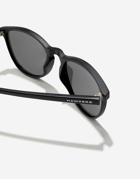 Gafas de sol Hawkers OLLIE XS - POLARIZED BLACK DARK