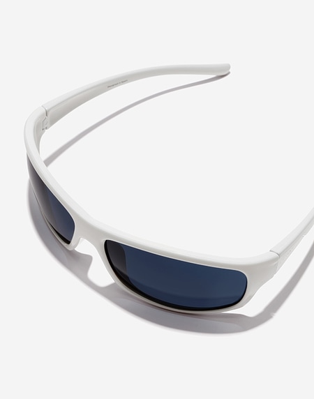 Gafas de sol Hawkers BOOST - WHITE DARK BLUE