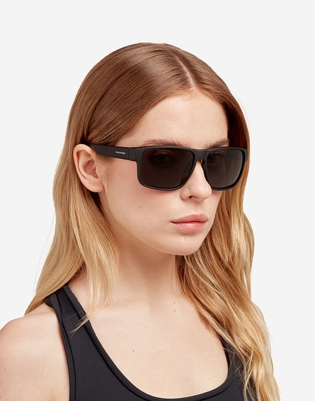 Gafas de sol Hawkers POLARIZED BLACK DARK FASTER