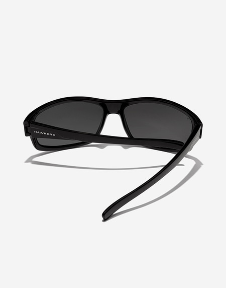 Gafas de sol Hawkers BOOST - POLARIZED BLACK DARK
