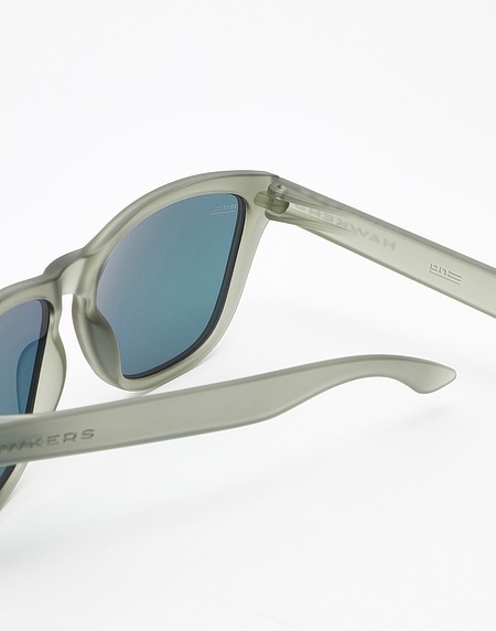 Gafas de sol Hawkers FROZEN GREY - NEBULA ONE