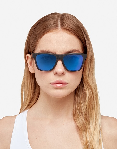 Gafas de sol Hawkers ONE LS RAW - POLARIZED BLACK SLATE SKY